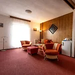 Tanecnica Hotel 3*