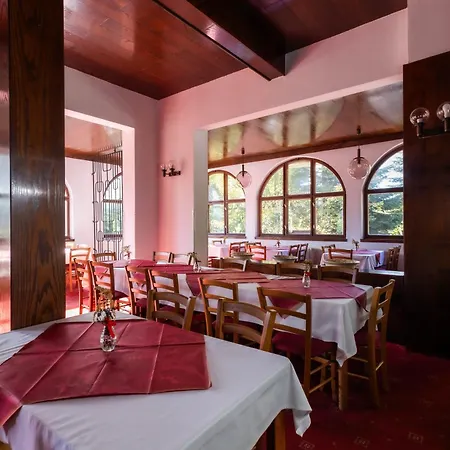 Hotel Tanecnica 3*