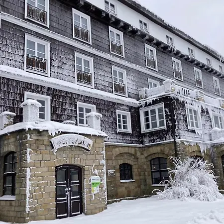 Tanecnica Отель 3*