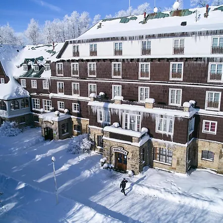 Tanecnica Hotel