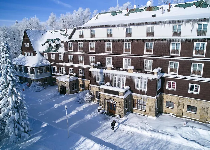 Tanecnica Hotel